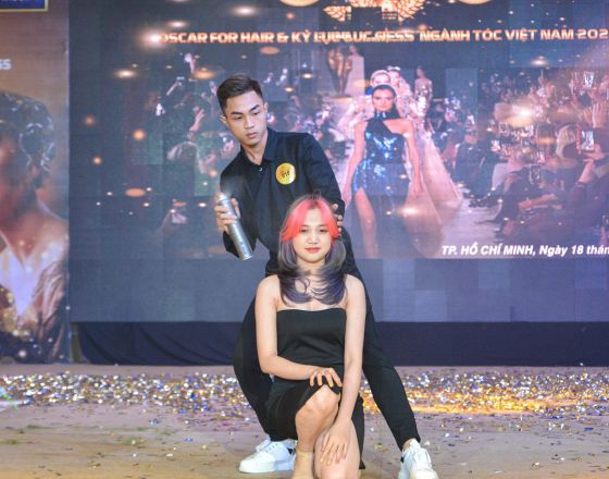 ​NTMT Bùi Đức Quý quyết tâm chinh phục giải thưởng cao nhất tại Kỷ lục Guinness ngành tóc Việt N